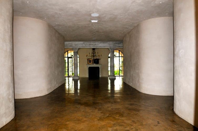 Domed Ceilings by Lazar Stucco.