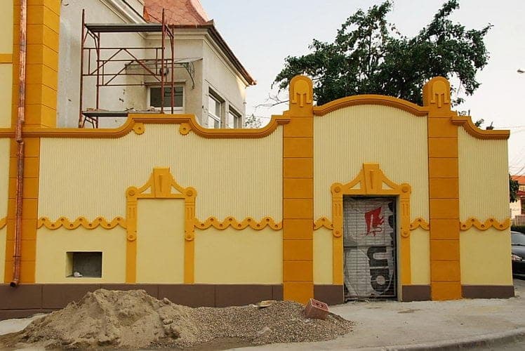 Stucco and plaster restoration on historic exterior by Lazar Stucco — project 16
